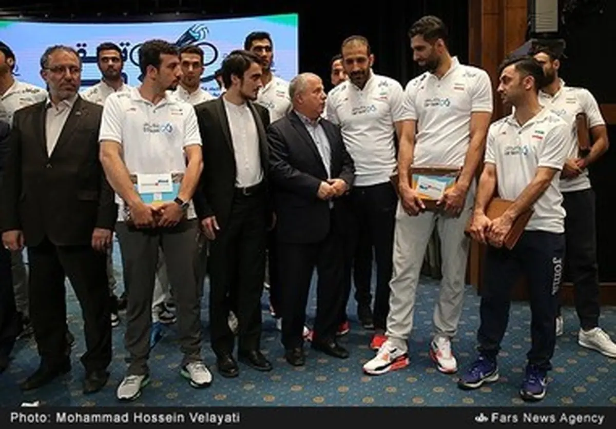 حواشی تصویری مراسم تقدیر از ملی‌پوشان والیبال