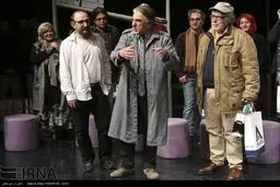 تیپ متفاوت رضا کیانیان در یک جشن تولد/عکس