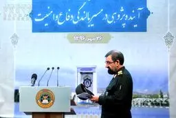 تصویری از محسن رضایی با لباس نظامی