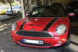 خودروی مینی ماینر قرمز زیبا در تهران/تصاویر