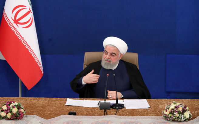 روحانی: از مرحله مبارزه و مهار کرونا عبور کردیم/ بازگشت همه کارمندان به محیط کار از ۱۰ خرداد/ بازگشایی حرم‌ها بعد از عید فطر