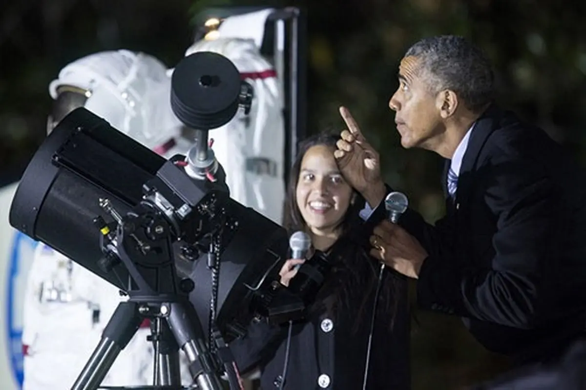 وقتی اوباما پشت تلسکوپ رفت/همه ناگفته‌ها درباره شب نجوم کاخ سفید