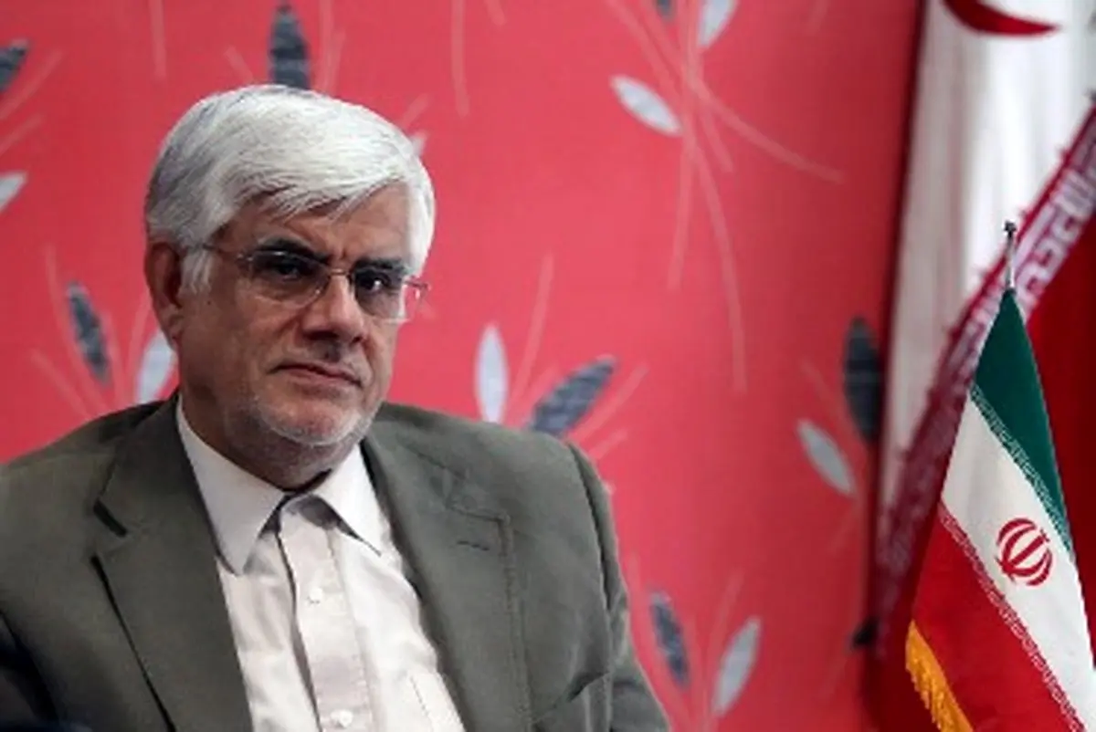 عارف: قدردانی از خانواده شهدا وظیفه ملی است