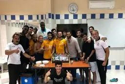 تصویری از جشن تولد 28 سالگی بازیکن ایرانی در قطر