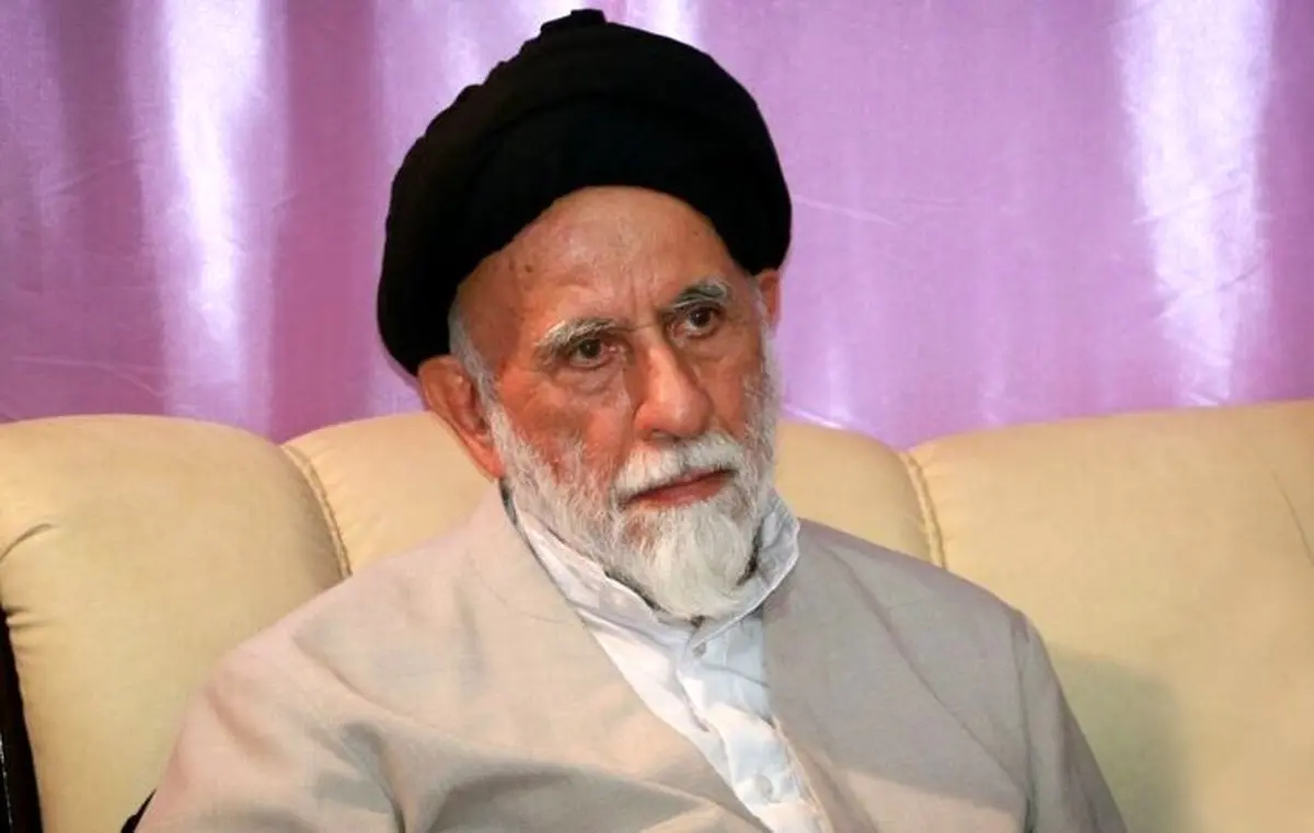 ناصر قوامی: ممکن است اصلاح‌طلبان بر حسن خمینی اجماع کنند/ در شرایطی که اصلاح‌طلبان می‌خواهند با نامزد کاملا اصلاح‌طلبان وارد انتخابات شوند، حسن خمینی گزینه خوبی است/ احتمال تأیید صلاحیت حسن خمینی تأیید وجود دارد