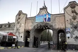 سقوط کاخ ریاست جمهوری یمن به دست حوثی ها / نخست وزیر یمن در حصر خانگی