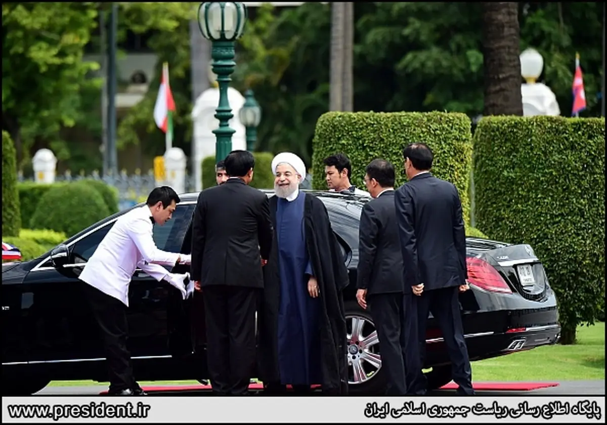 خودروی تشریفاتی حسن روحانی در تایلند/عکس