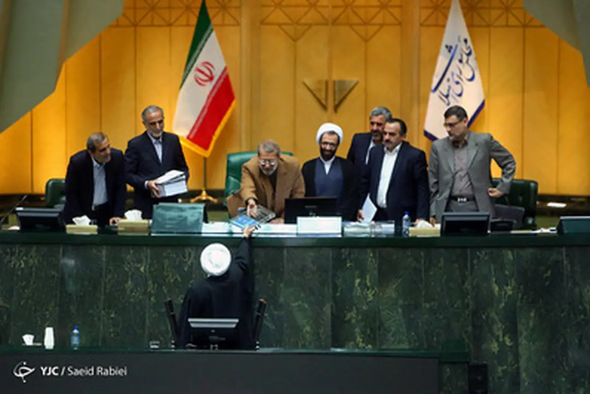 روایت تصویری از تقدیم بودجه سال 96 به مجلس