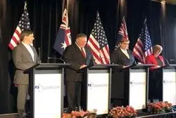 ادعای مضحک پمپئو درباره دست داشتن ایران در ناامنی تنگه هرمز!