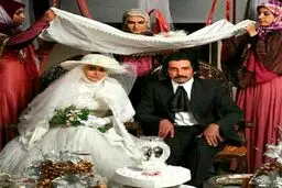 حمید گودرزی و لیندا کیانی پای سفره عقد/عکس