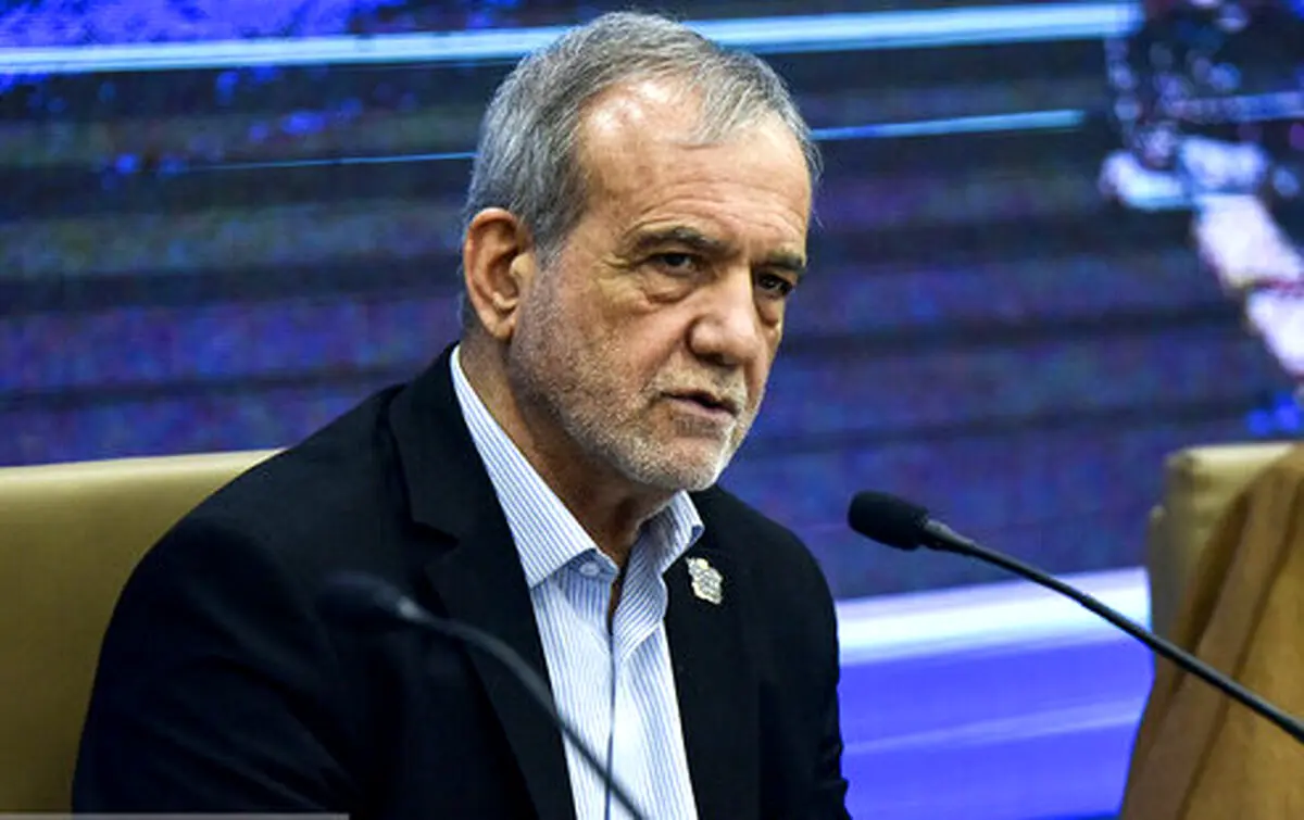 پزشکیان خطاب به کادر درمان: ستاره‌های درخشان جنگ بودند