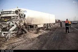 عکس/ تصادف وحشتناک چهار دستگاه کامیون