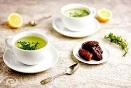 اگر این ویژگی‌ها را دارید چای آویشن نخورید
