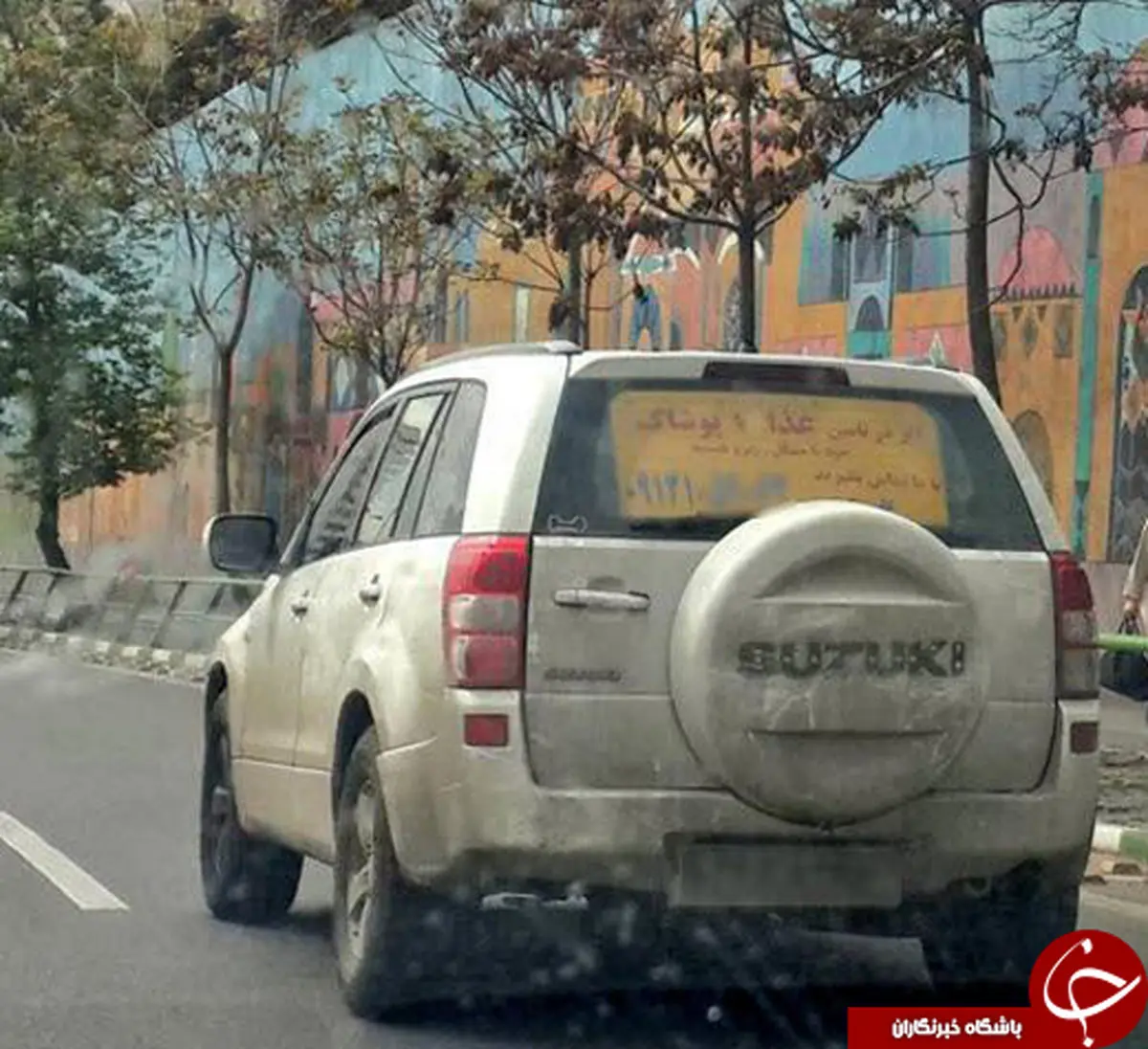 كار خيرخواهانه يك سوزوكی سوار/ عکس