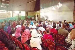 مردم غزه پس از 30 سال به سینما رفتند/عکس