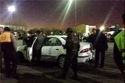 اتفاقی جالب در مقابل درب ورزشگاه آزادی+عکس