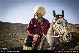 پیشکسوت بداهه‌نوازی ترکمن‌های خراسان شمالی/ عکس