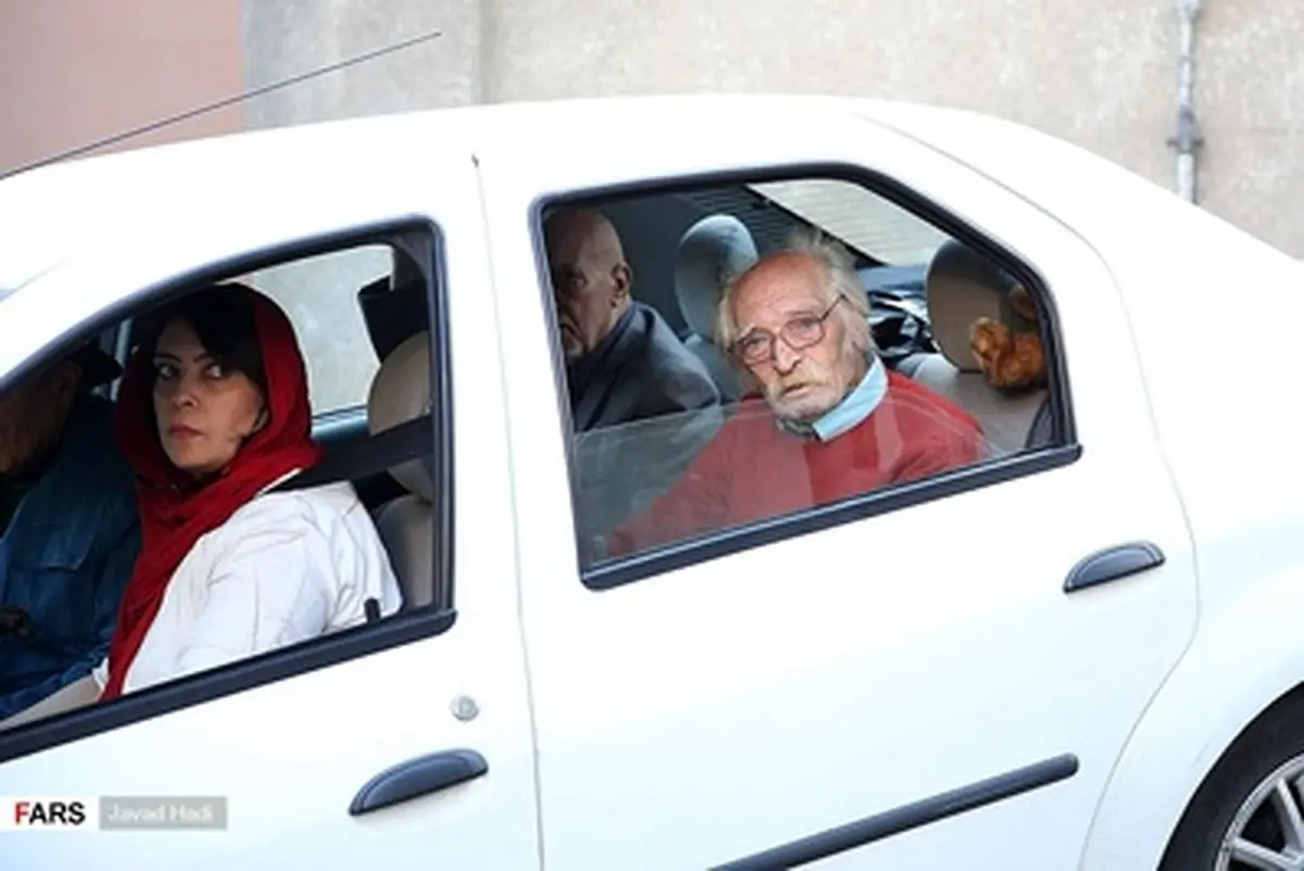 سرک کشیدن محمود دولت‌آبادی در «خانه جلال و سیمین» /تصاویر