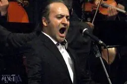 برخی یک عروسی را روی صحنه می­ برند، اسمش را می­ گذارند کنسرت!