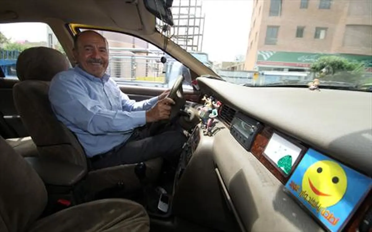 مهربان ترین راننده تاکسی ایران +عکس