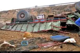 واژگونی کامیون در محور بجنورد- آشخانه/تصاوير