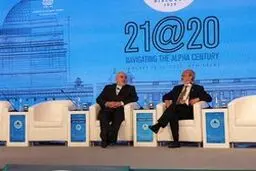 ظریف: برجام حاصل مذاکره کری- ظریف نبود؛ تعهد دولت آمریکا بود / پیش از حملات موشکی، از طریق سوئیس پیامی به آمریکا فرستادیم