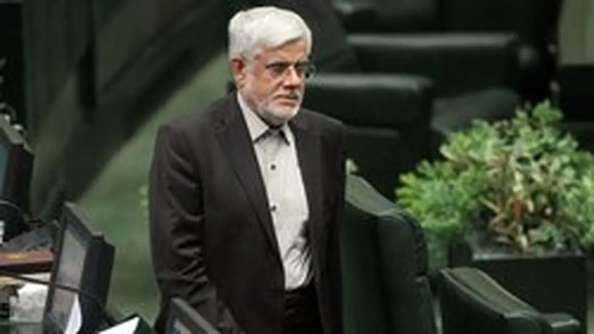 ناگفته‌های عارف از انتخابات هیات رییسه مجلس: در این چهار سال ما دست همکاری را دراز کردیم و دوستان آن را قطع کردند/ فعلا درباره کنار کشیدنم از انتخابات ریاست جمهوری حرف نمی‌زنم