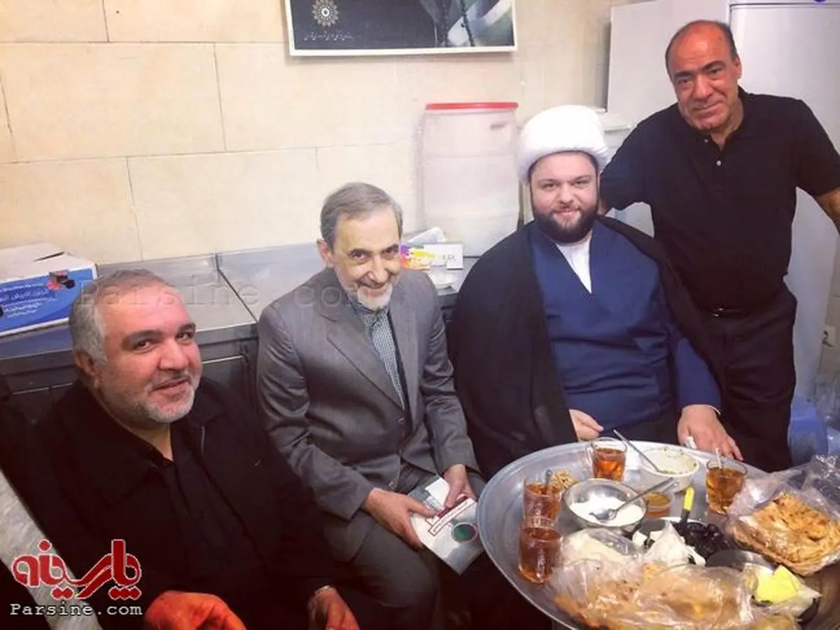 دکتر ولایتی در هیات/عکس