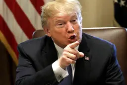 الشرق: در صورت برکناری ترامپ، اوضاع برجام و خاورمیانه چگونه می شود؟