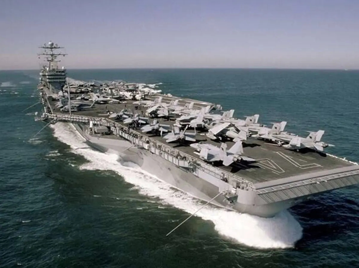 رأي اليوم: رزمایش مشترک ایران، روسیه و چین جلوی چشم ناو آمریکایی آبراهام لینکلن؛ ماجرا چیست؟