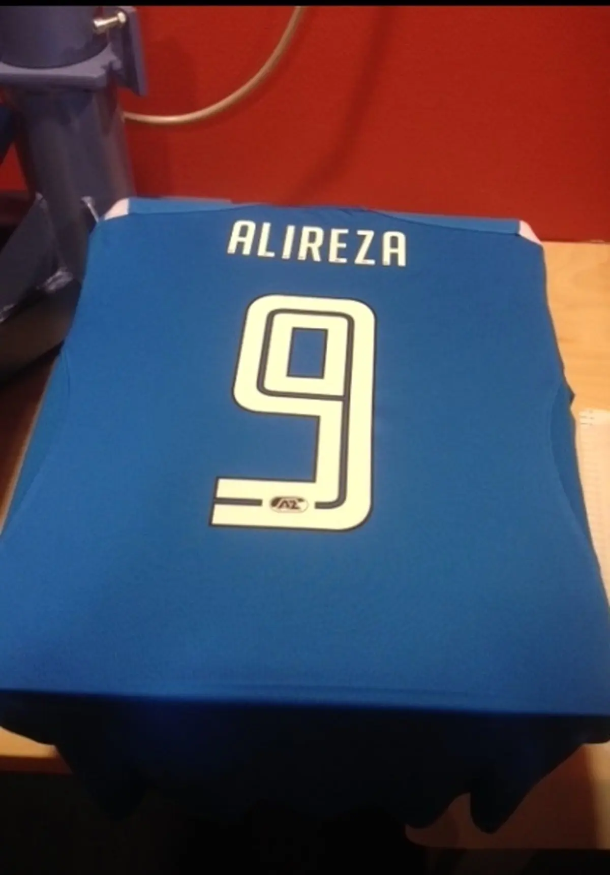 اولین پیراهن جهانبخش برای هواداران آلکمار به چاپ رسید+عکس