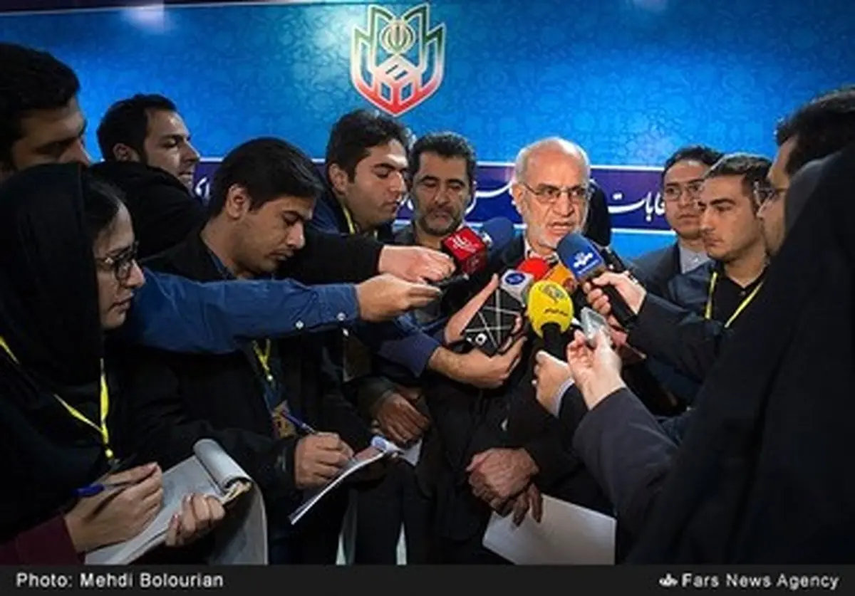 حواشی سومین روز ثبت‌نام داوطلبان انتخابات مجلس خبرگان و شورای اسلامی/تصاویر