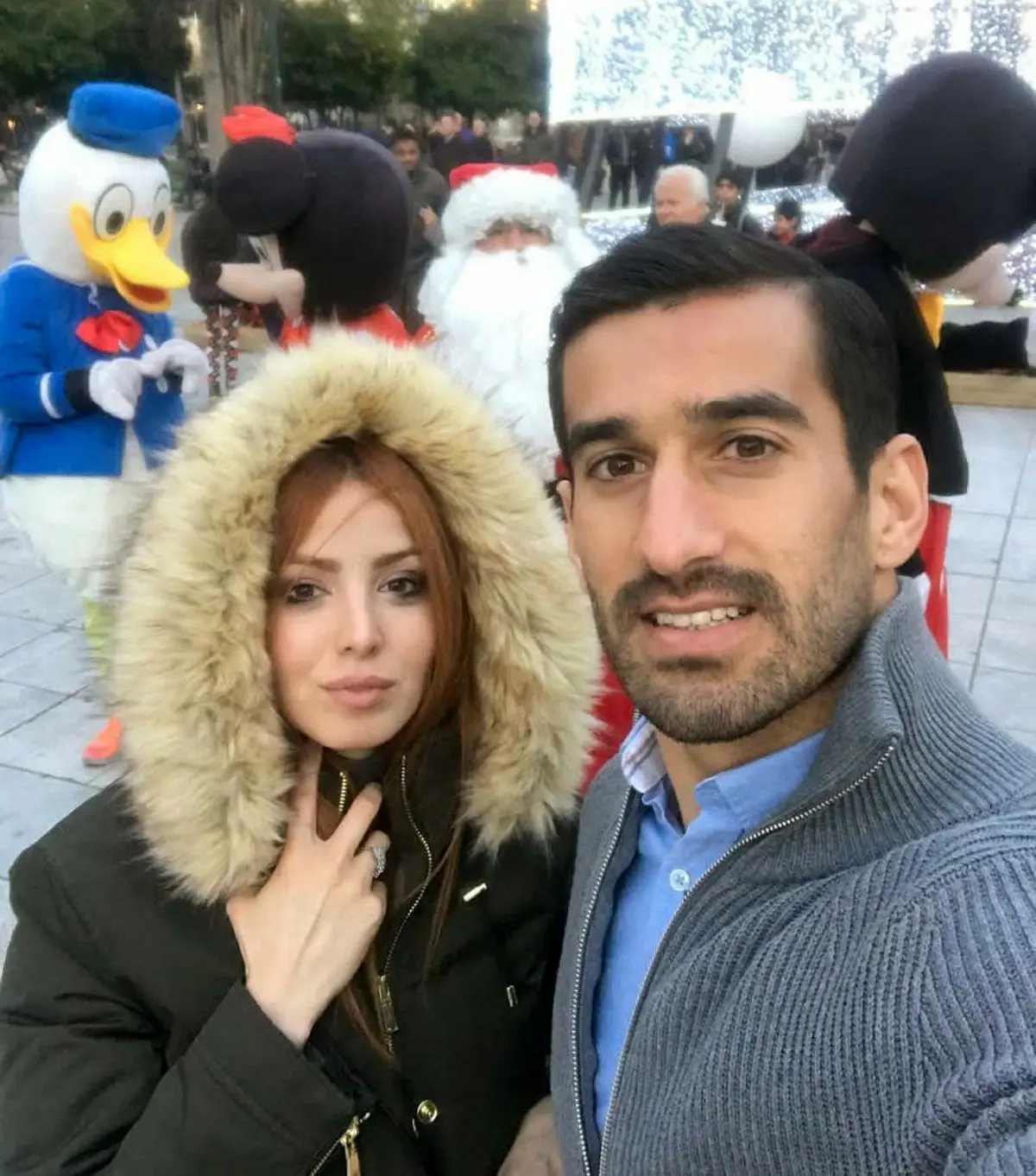 سلفی احسان حاج صفی به همراه همسرش در یونان/عکس