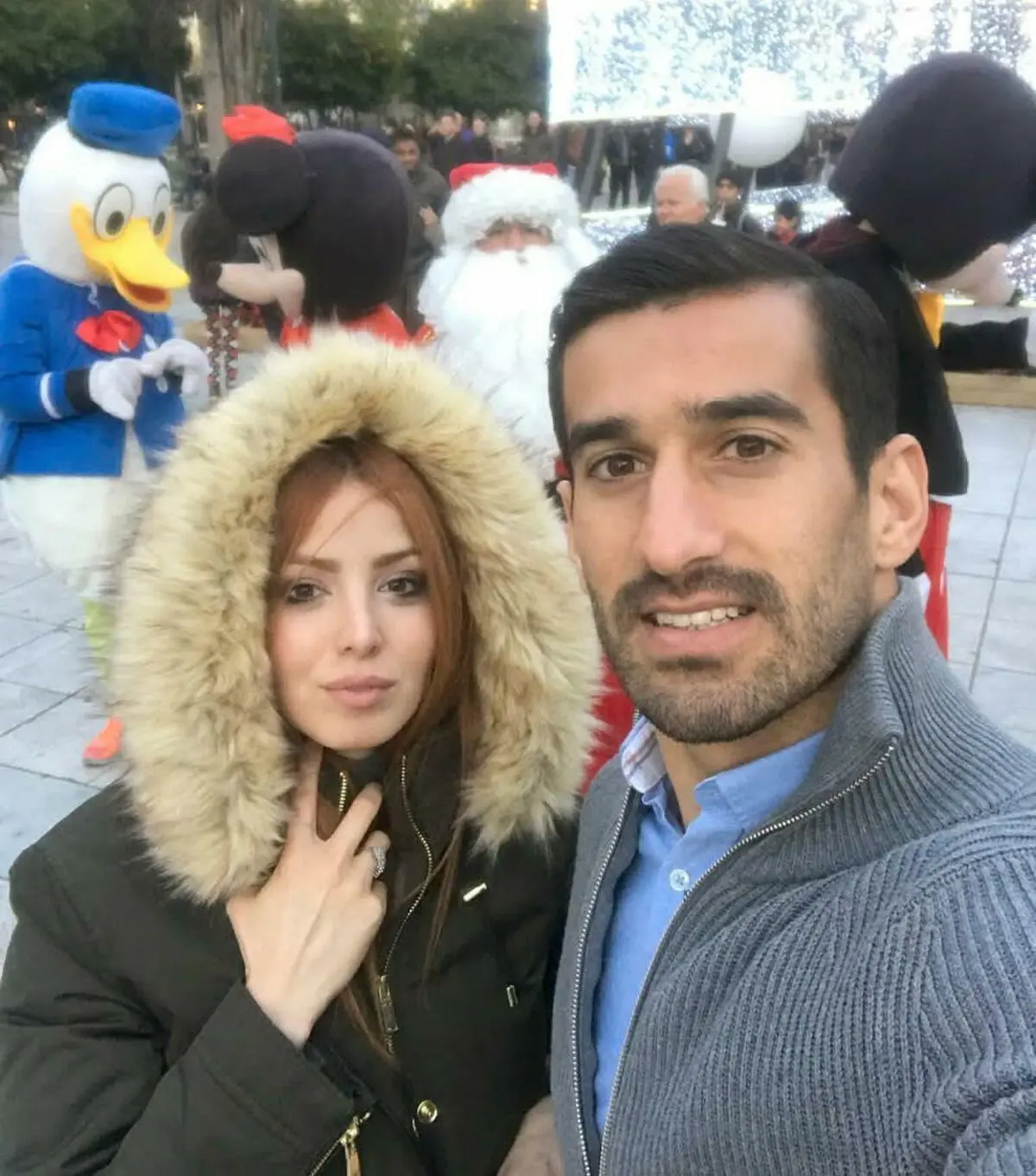 سلفی احسان حاج صفی به همراه همسرش در یونان/عکس