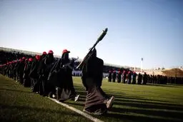 رژه نظامیان زن یمن/عکس