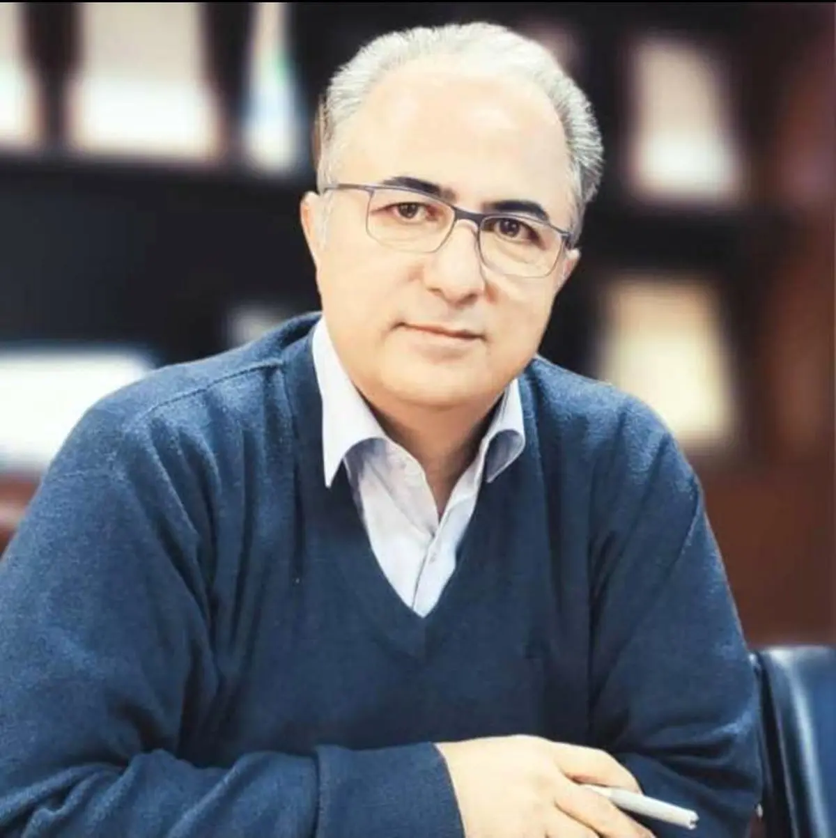 سیدمحسن شمس: عرضه سهام شرکت‌های شستا به بورس گام بلندی در حوزه شفاف‌سازی است/ وزارت کار هر حرفی را می‌زند عملیاتی می‌کند/ سایر وزارتخانه‌ها می‌توانند از وزارت کار الگو بگیرند/ با عرضه سهام شرکت‌های دولتی در بورس می‌توانیم جلوی آثار تحریم‌ها را بگیریم
