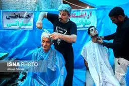 آرایشگاه صلواتی برای زائران اربعین / عکس