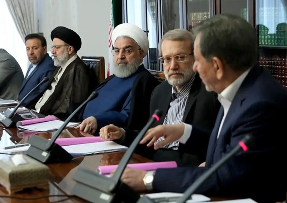 در جلسه سران قوا برای تصمیم‌گیری درباره قیمت بنزین چه گذشت؟