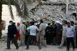 تصاویر حضور بی خبر رئیسی در متروپل