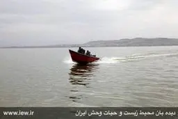 دسترسی به جزایر دریاچه ارومیه بوسیله قایق میسر شد (+عکس)