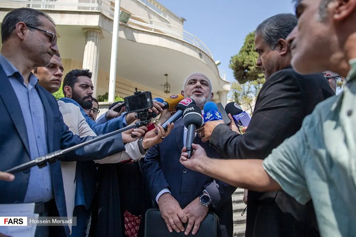 حاشیه جلسه هیأت دولت