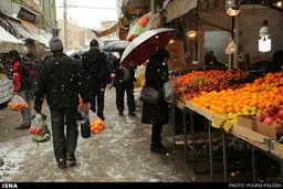 تصاویری از حواشی خرید شب یلدا