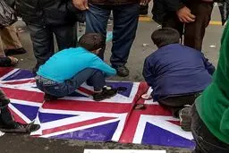 واکس صلواتی در راهپیمایی 22بهمن /عکس