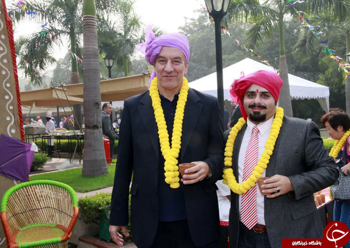 کفاشیان در لباس هندی + تصاویر