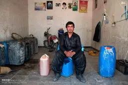 عکس/ فروشندگان بنزین در سیستان و بلوچستان