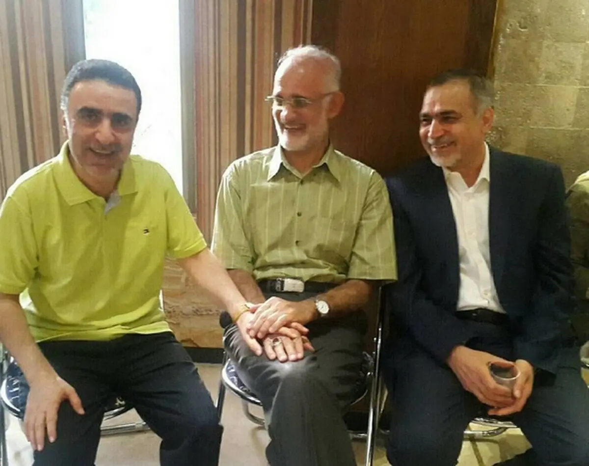 برادر رئیس جمهور به دیدار تاجزاده رفت/ عکس