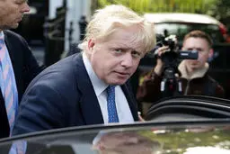 مهم/ البناء تشریح کرد: اظهار نظر بوریس جانسون درباره جنگ با ایران