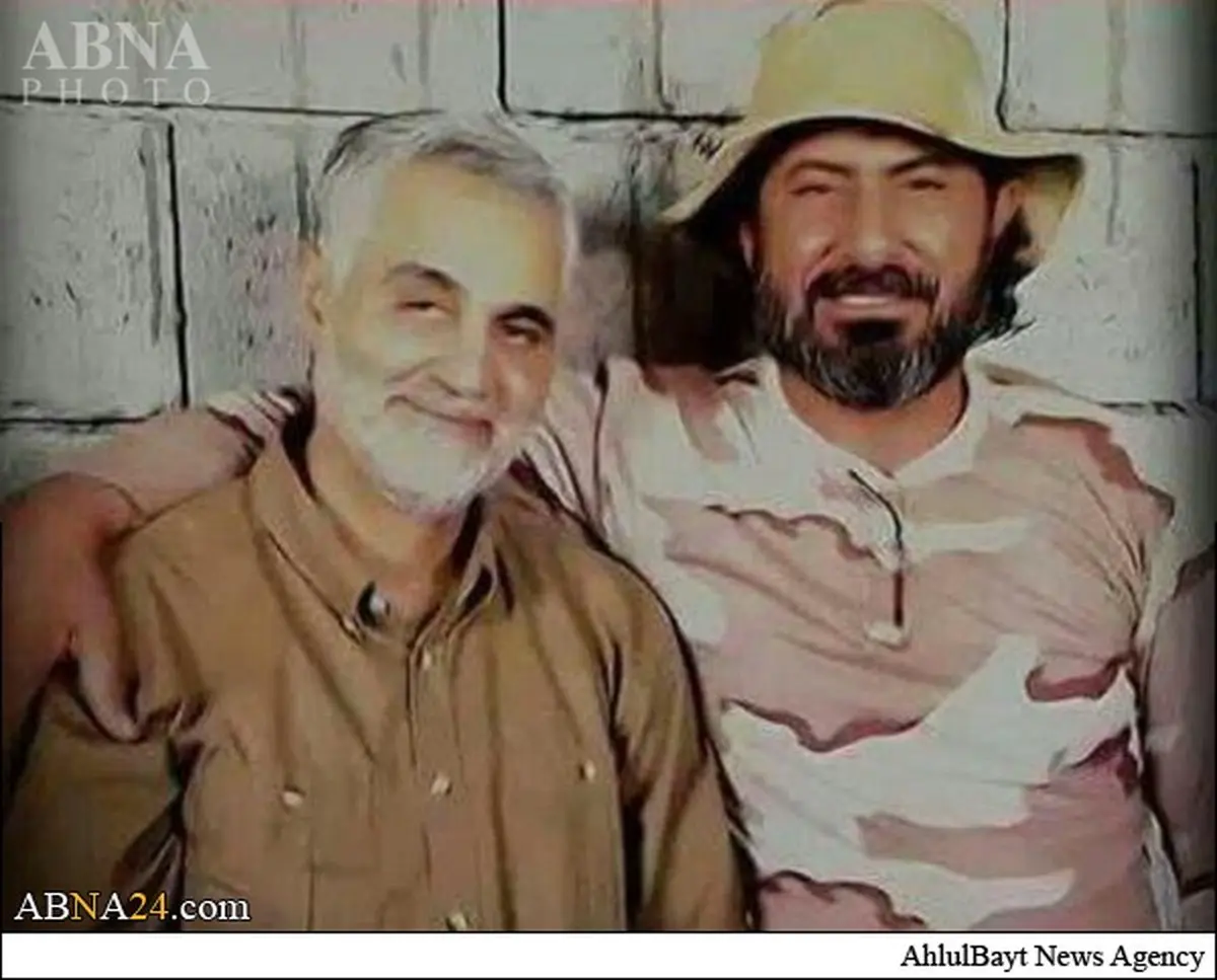 شهید حاج مهدی الکنانی در کنار سردار سلیمانی/عکس
