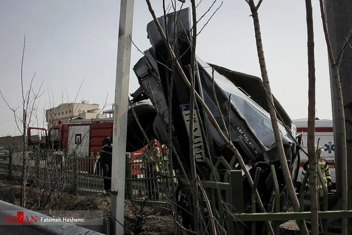 پرواز خونین پژو در اتوبان ارتش/تصاویر
