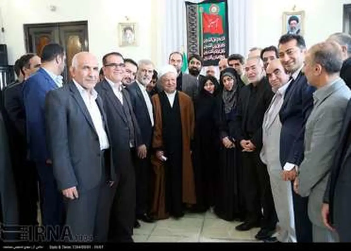 دیدار اعضای شورای‌مرکزی خانه احزاب با آیت‌الله هاشمی/تصاویر
